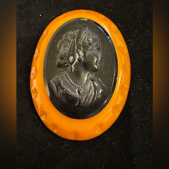 Bakelite 1920s dress clip